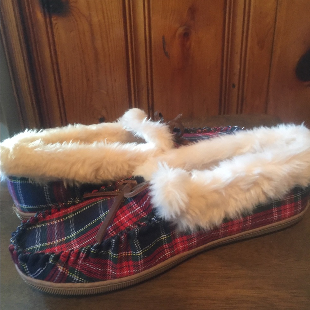 Woman’s J Crew Slippers